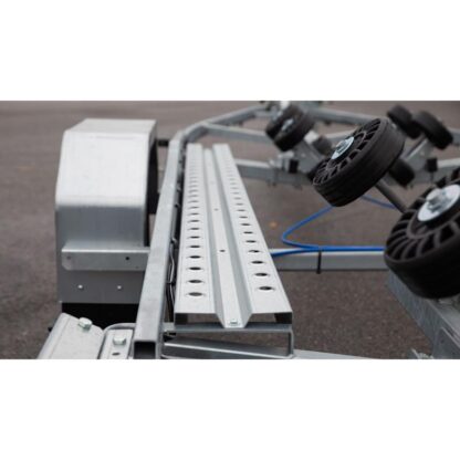 Bootstrailer 1800V661 Multiroller (11269) Gebremst – Bild 2