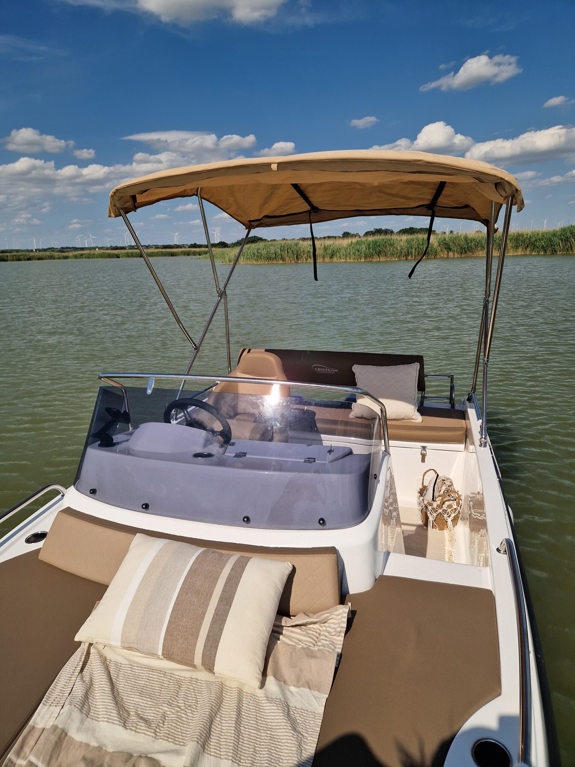 Trident 530 SUNDECK – Bild 23