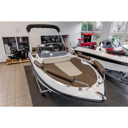 Trident 530 SUNDECK – Bild 5