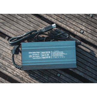 Oplader 12V 30A voor 105Ah,210Ah & 280Ah Voltacase outdoorcase