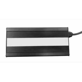 RoyPow IP54 Ladegerät 12V 20A Alugehäuse