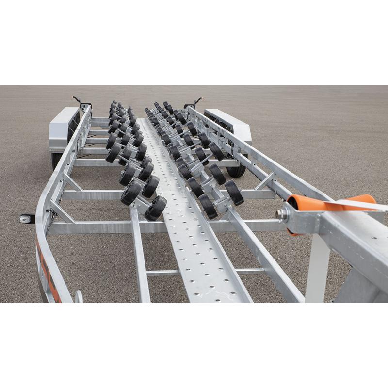 Bootstrailer Mehrwalzen-Dreifachachse (24355) – Bild 6