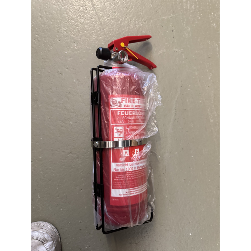 Feuerlöscher 2lt für Li-ION Batterie – Bild 2